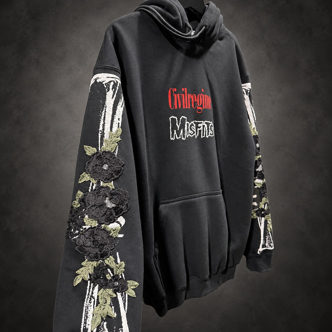 Civil Regime x Misfits Skull Graphic Hoodie — Black M (RH-075)