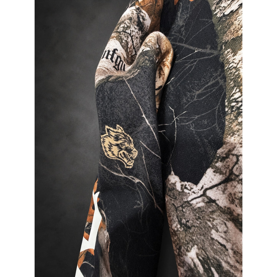 Darc Sport Wolf Graphic Camo Hoodie — Black & Brown RH-138