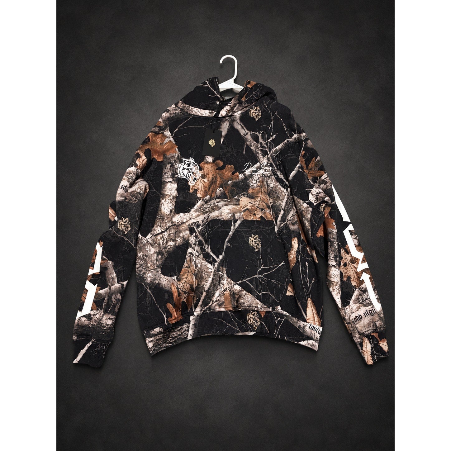 Darc Sport Wolf Graphic Camo Hoodie — Black & Brown RH-138